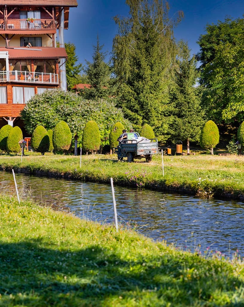 Bazin hidroterapie Complex Albota 1