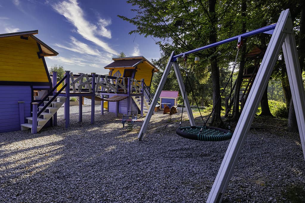 Loc de joaca Complex Albota 2